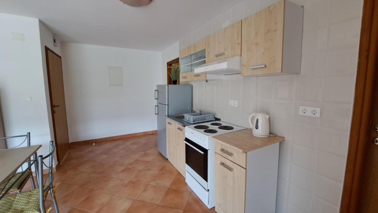Cozy Apartments Baska Экстерьер фото