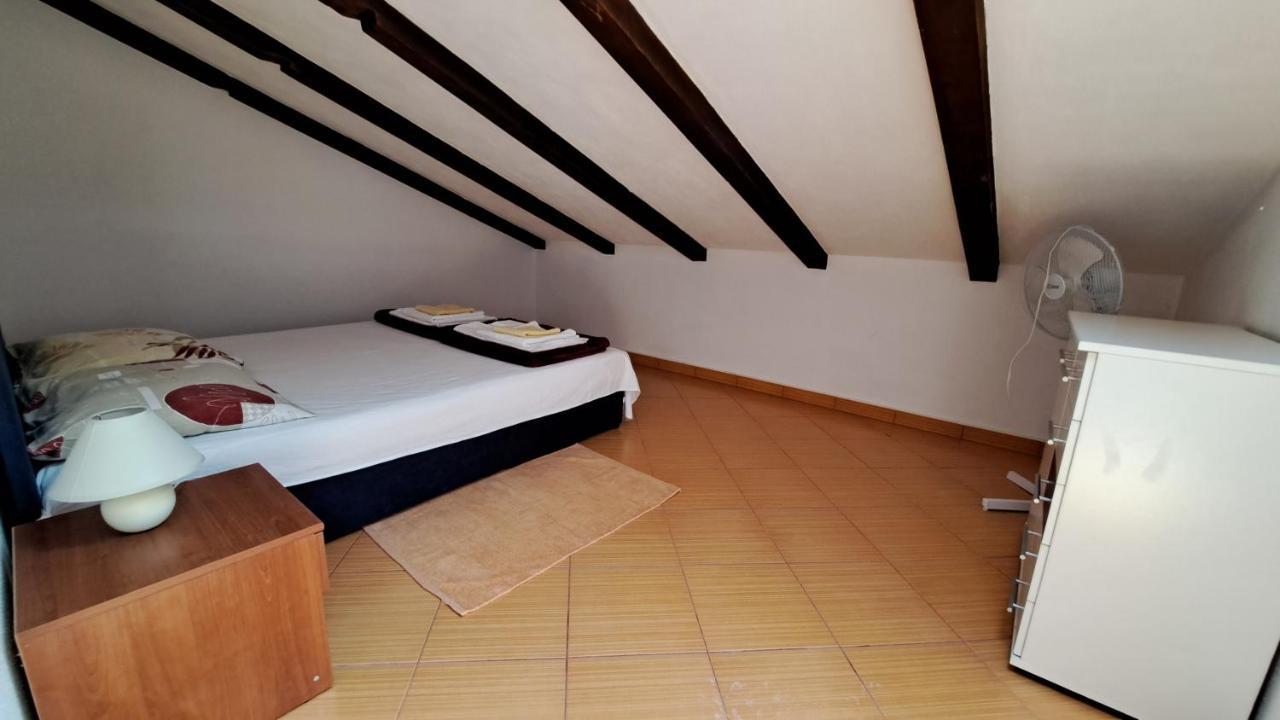 Cozy Apartments Baska Экстерьер фото