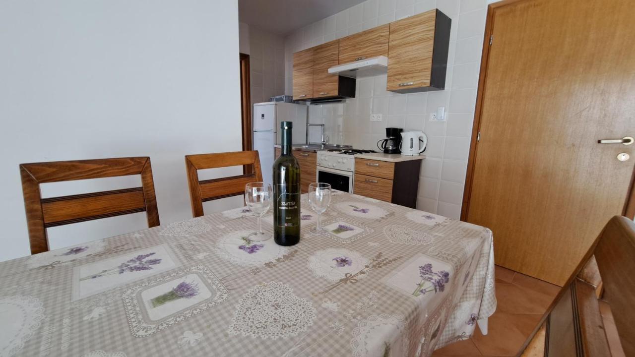 Cozy Apartments Baska Экстерьер фото